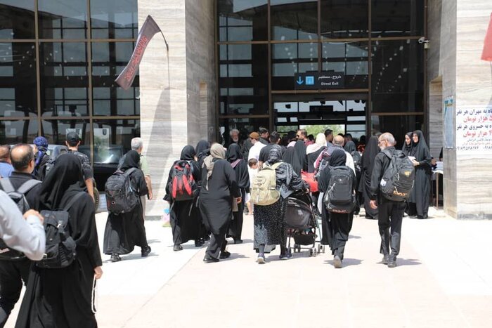 آغاز موج ریلی سفر زائران اربعین/ ۴ قطار به طور همزمان وارد کرمانشاه شد