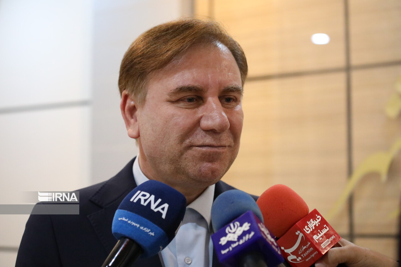 استاندار بوشهر: اتصال بوشهر به شبکه ریلی کشور نیازمند ۷۰۰ همت اعتبار است استاندار بوشهر: اتصال بوشهر به شبکه ریلی کشور نیازمند ۷۰۰ همت اعتبار است