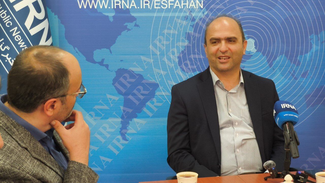 ۷۰۰ مگاوات انرژی خورشیدی در جوار شهرکهای صنعتی اصفهان ایجاد میشود + فیلم