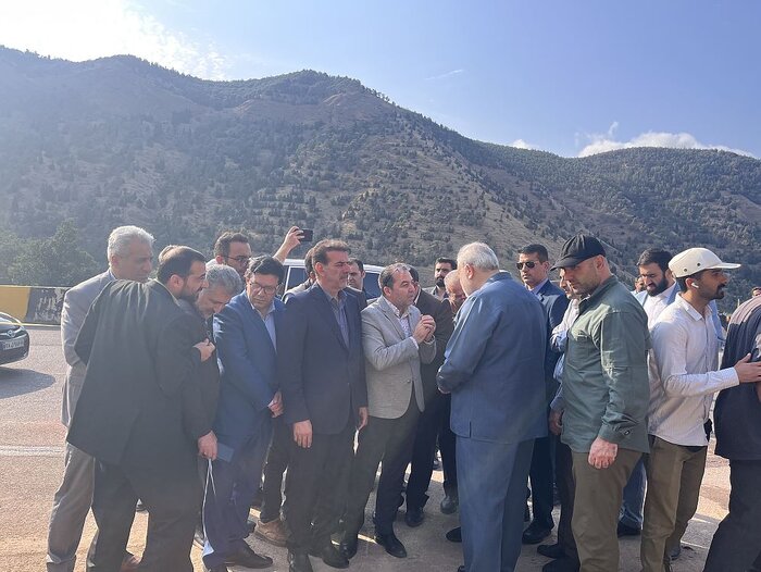 وزیر نیرو: گسترش نیروگاههای پشتبامی در شمال کشور اثربخش است