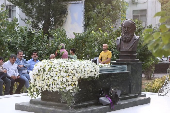 رایزن فرهنگی سفارت هند در ایران :"سایه "متعلق به قلمرو زبان فارسی است  