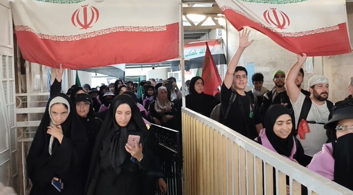 مهران در کانون تب‌وتاب عرفه، تردد بیش از ۲۴ هزار زائر در کمتر از ۱۰ ساعت
