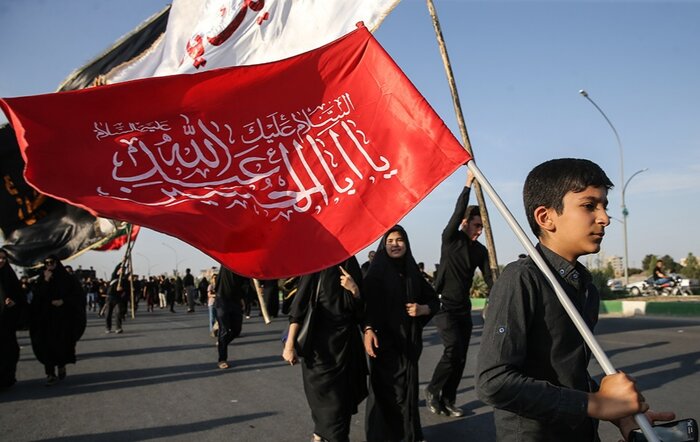 جاماندگان اربعین در قم تجدید عهد کردند