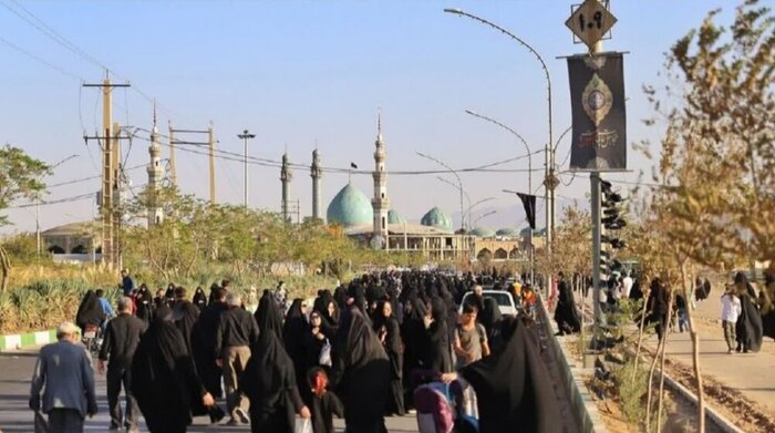 جاماندگان اربعین در قم تجدید عهد کردند