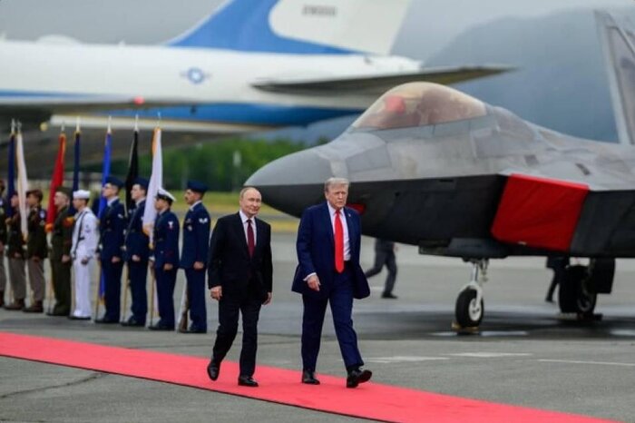 هفتهای که گذشت/از نشست پوتین- ترامپ تا بیم و امید اروپا و اوکراین در باره توافق صلح