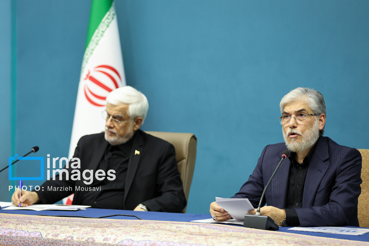عارف:راهبرد ما بر این مبناست که مسائل را با مذاکره حل و فصل کنیم
