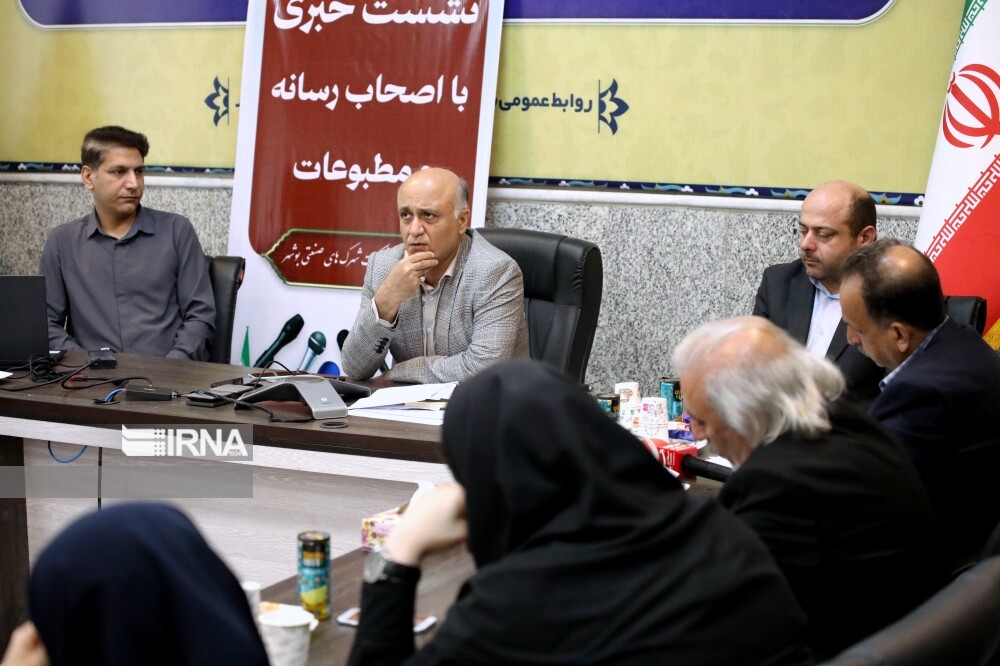 سرمایه گذاران انرژی خورشیدی در بوشهر مشمول تخفیف ویژه می شوند سرمایه گذاران انرژی خورشیدی در بوشهر مشمول تخفیف ویژه می شوند