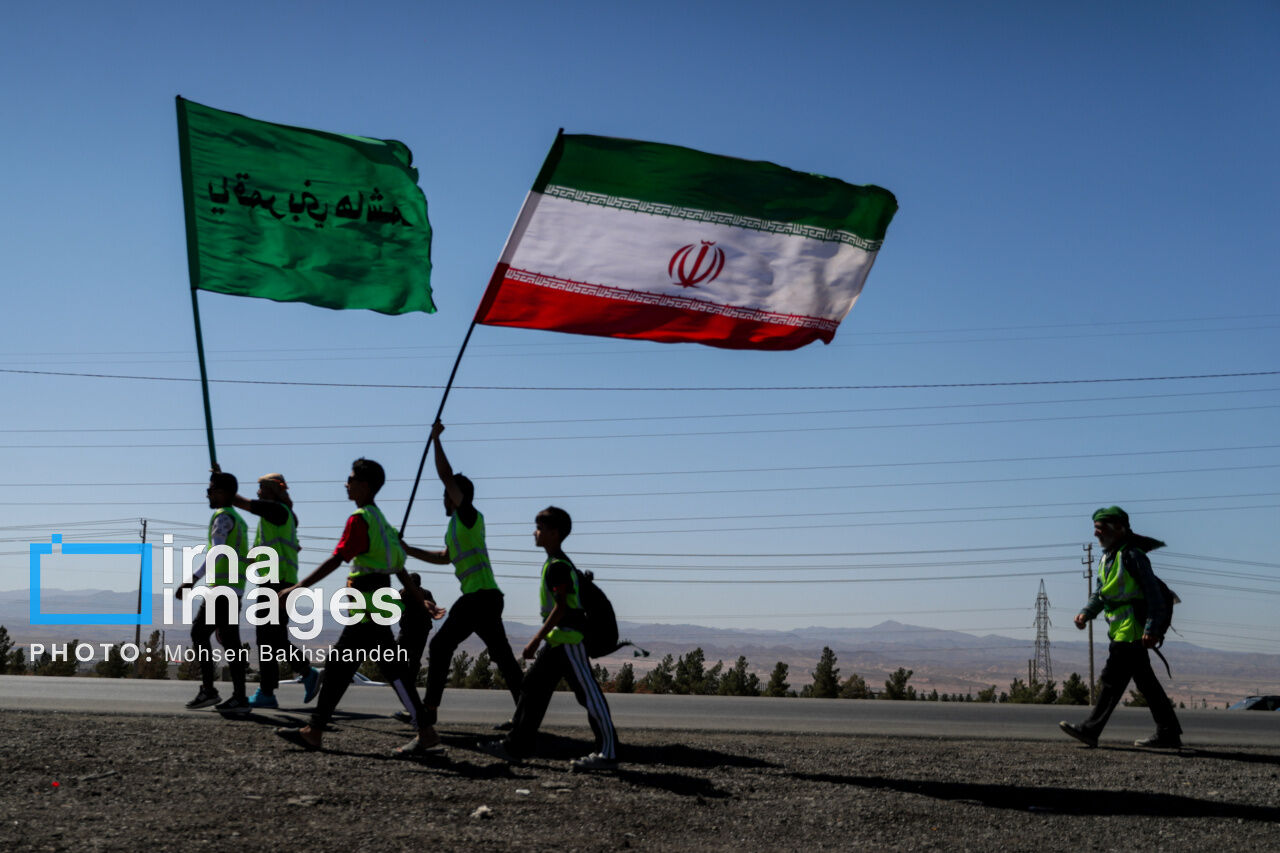 Iranian pilgrims flock to holy shrine of Imam Reza (AS)