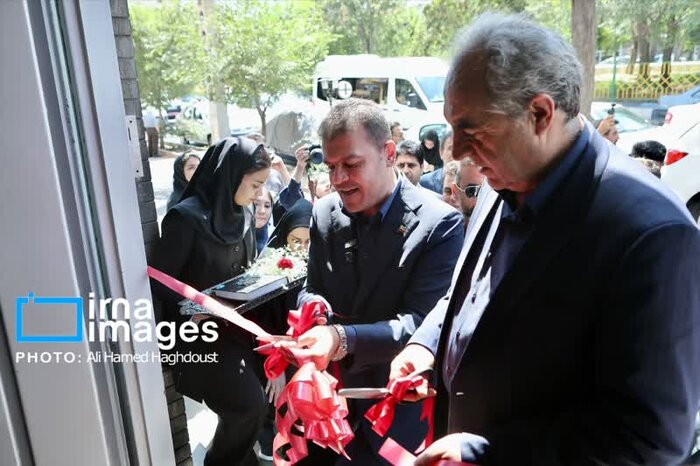 معاون علمی رئیس جمهور: کاربردپذیری هوش مصنوعی از اولویتهای دولت است