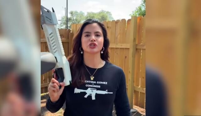 هتک حرمت قرآن از سوی نامزد انتخابات کنگره آمریکا