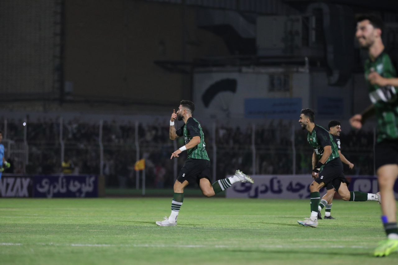 ترکیب منتخب هفته دوم لیگ تحت تاثیر تقابل سرخابی‌ها با اصفهانی‌ها