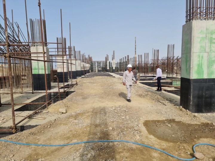 بازدید معاون اجرایی رئیس‌جمهور از کریدور ساحلی و ایستگاه راه‌آهن چابهار - زاهدان