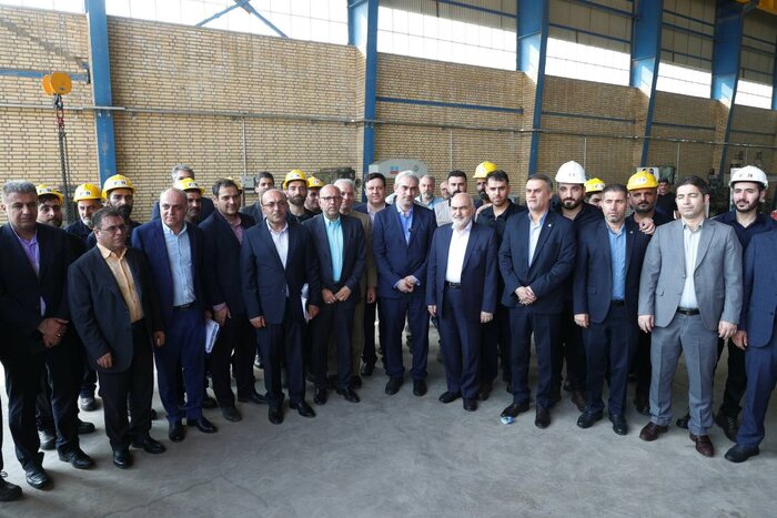 وزیر اقتصاد: بخش خصوصی میتواند خوزستان را در حل معضلات زیستمحیطی یاری کند