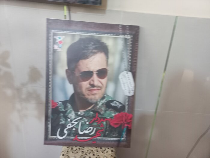 وزیر ورزش و جوانان با خانواده شهید نجفی دیدار کرد
