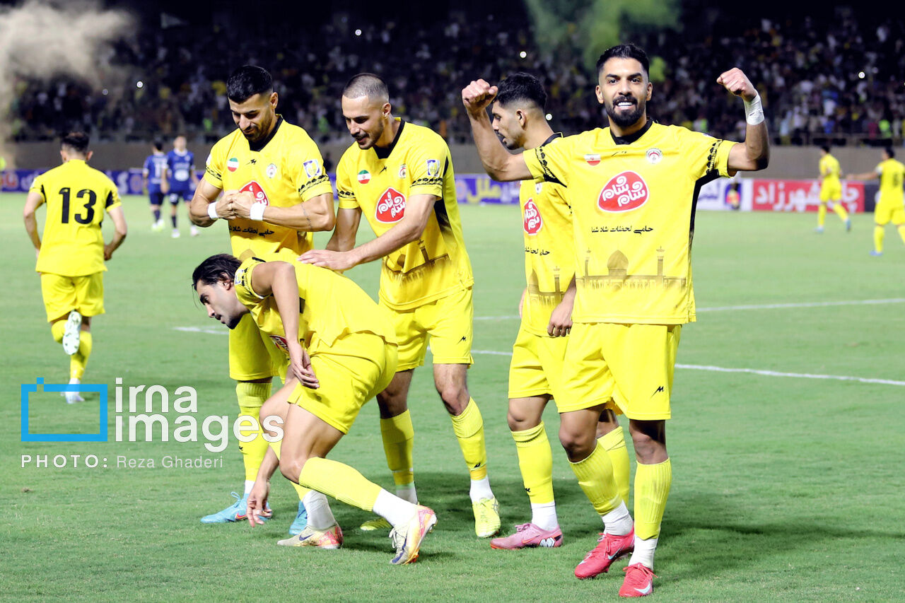 تقابل ستاره‌ها در شیراز؛ فجر به دنبال شکار سپاهان مدعی