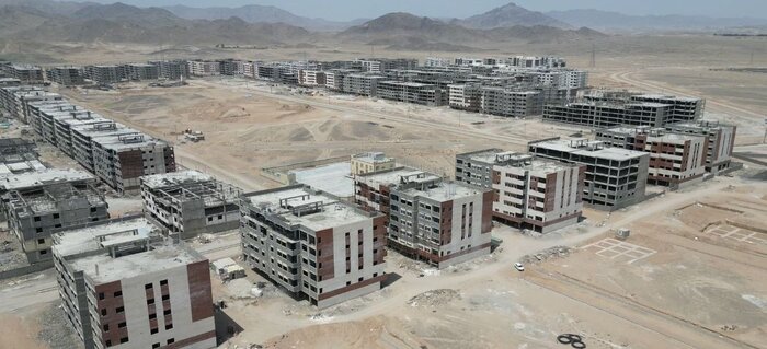 کلید امید در دست مردم سیستان و بلوچستان با افتتاح ۹۱۹ واحد مسکونی