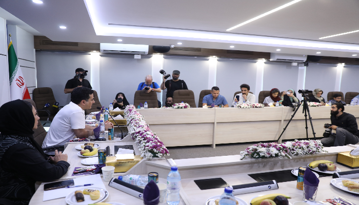 همایون شجریان: بانک صادرات ایران همراه ما در کنار مردم ایستاده است