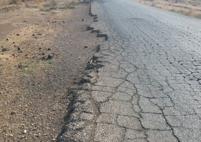 جادهای که نان میدهد ولی جان میستاند