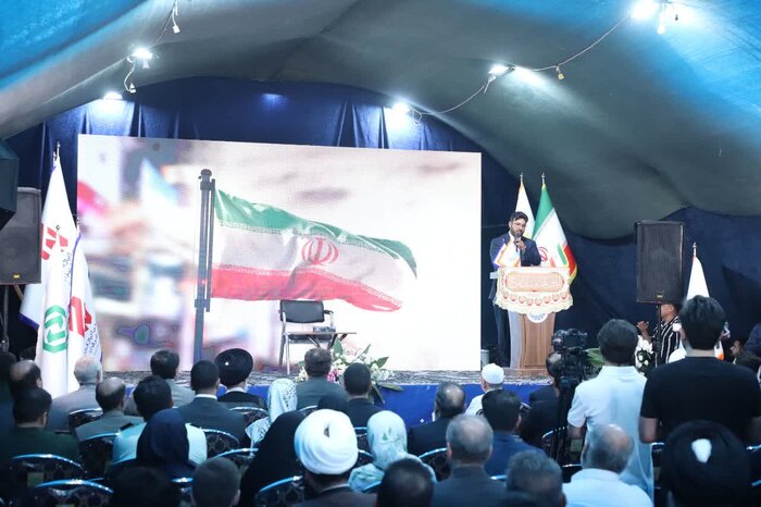 افتتاح نیروگاه خورشیدی ۶ مگاواتی در قم