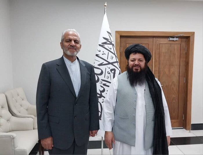 افغانستان و ایران بر گسترش همکاریهای اقتصادی و تقویت روابط دوجانبه تاکید کردند