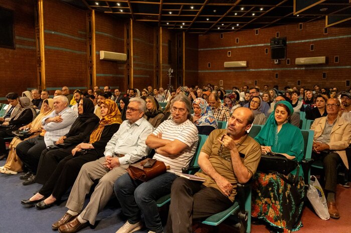 برگزیدگان نخستین جایزه شعر ساعد باقری معرفی و تجلیل شدند