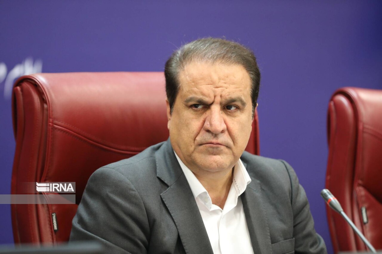 استاندار ایلام «نشان وفا» و عنوان ملی «خادم حسینی ایران» گرفت+فیلم