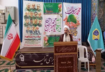 امام جمعه موقت آستارا: راز موفقیت پیامبر در حکومتداری مهرورزی به مردم بود