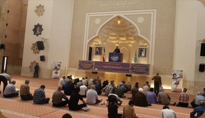 امام جمعه گرگان: وحدت امت اسلامی محور اصلی مقابله با توطئه‌ مستکبرین است