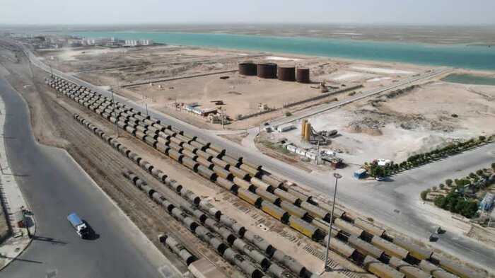 بهره برداری از بزرگترین طرح ریلی بنادر کشور در بندر امام (ره)