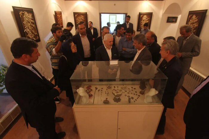 رونمایی از فرش نفیس قاجاری؛ از موزه ملی تا دل خراسان جنوبی