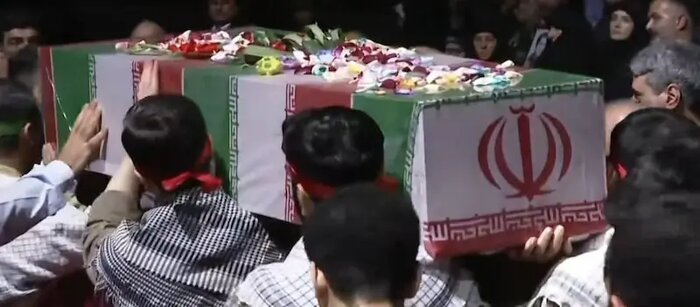 مشاور فرمانده کل سپاه: ملت ما در جنگ ۱۲ روزه سیلی محکمی به گوش مستکبران زد