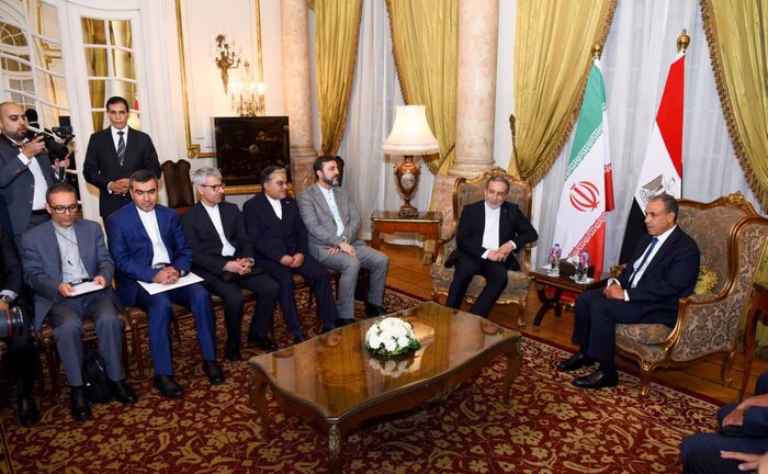 عراقچی با وزیر امور خارجه مصر دیدار کرد