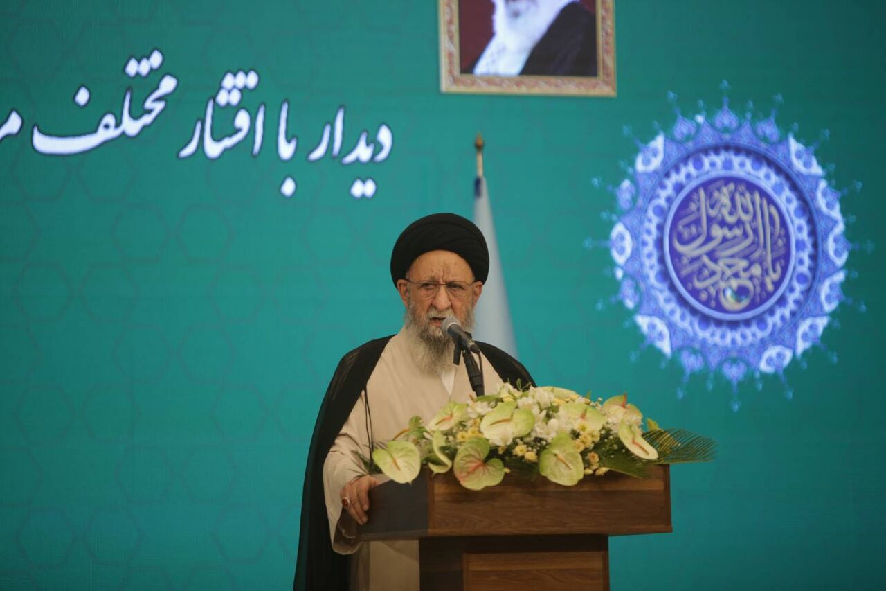 آیت‌الله نورمفیدی: هفته وحدت، بیدارباش امت اسلامی برای اتحاد است