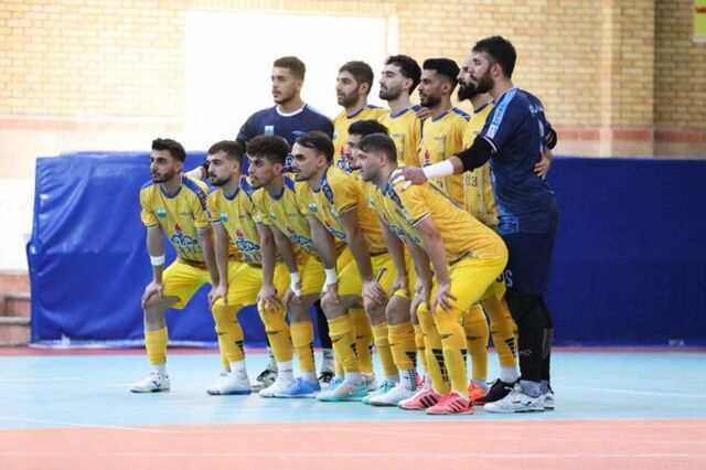 پالایش نفت اصفهان و فولاد زرند ایرانیان امتیازات را تقسیم کردند