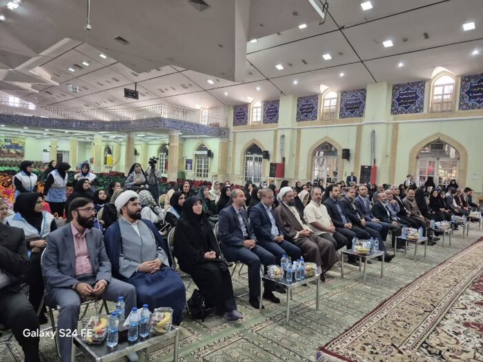 توزیع چهار هزار بسته نوشت افزار در همدان