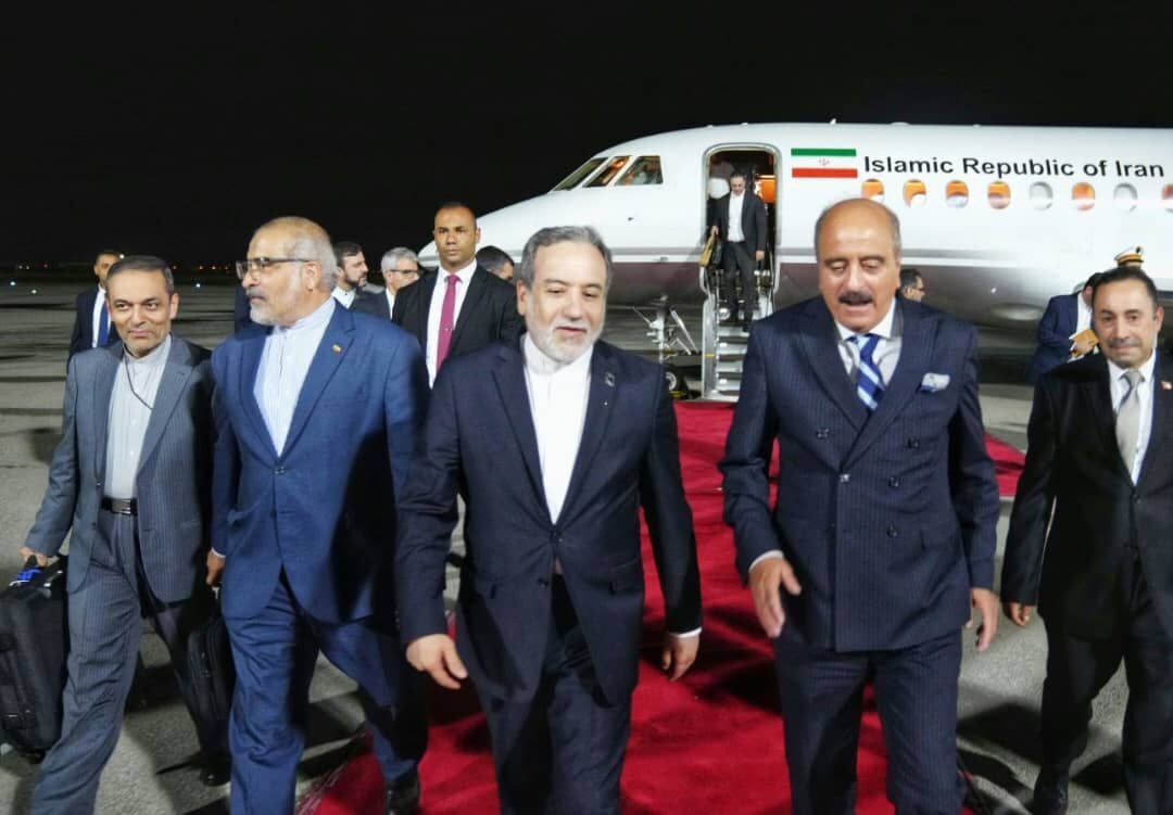 Foreign Minister Araghchi arrives in Tunisia