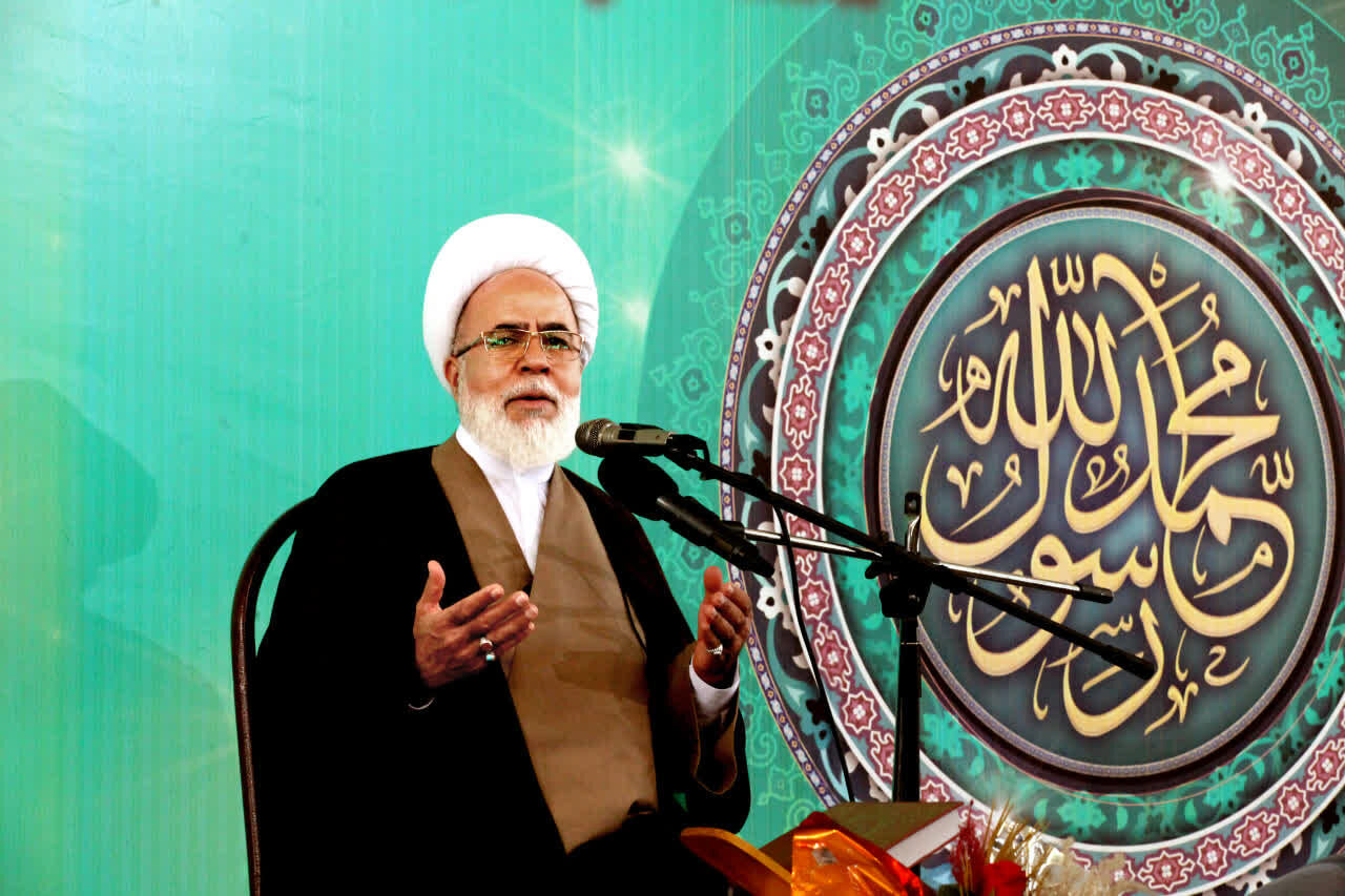 نماینده ولی‌فقیه در کرمانشاه: کلید پیروزی امت اسلامی وحدت و استقامت است