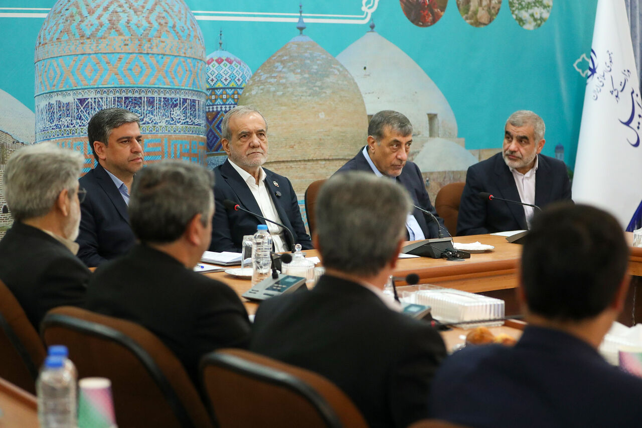 وضعیت بخش بهداشت و درمان در مشگین شهر نامطلوب است