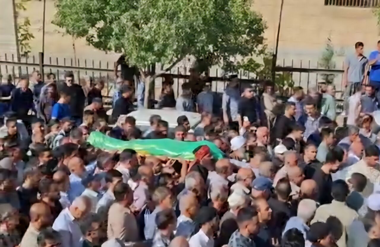 پیکر هنرمند پیشکسوت دف‌نوازی کردستان به خاک سپرده شد