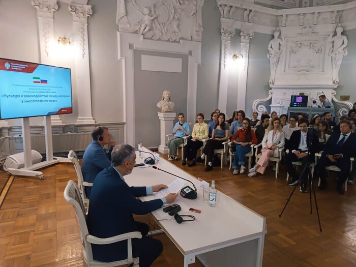 صالحی: روابط ایران و روسیه، زمینهساز تحقق جهان چندقطبی است