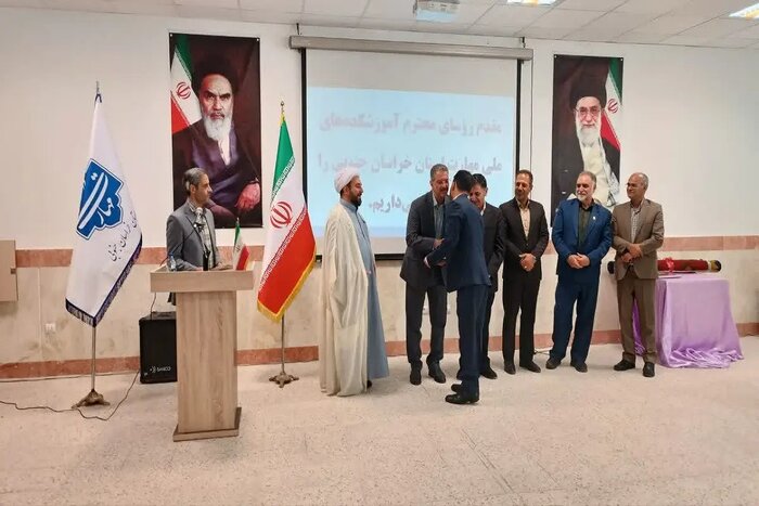 ۶۲ درصد فارغالتحصیلان دانشگاه ملی مهارت وارد بازار کار میشوند