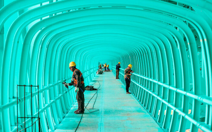 آزمایش موفق مرتفعترین پل جهان با ۶۲۵ متر ارتفاع در چین