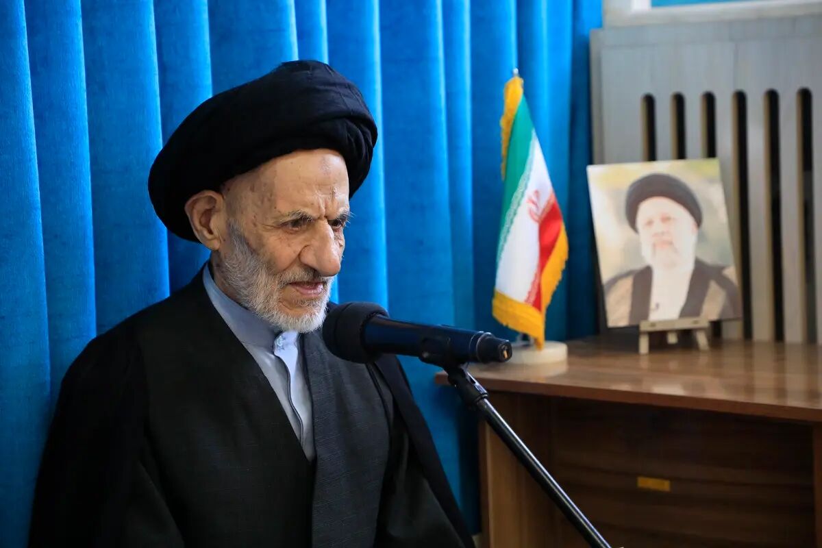 امام جمعه بیرجند: انسانسازی در مکتب اهل بیت (ع) اولویت اصلی است امام جمعه بیرجند: انسانسازی در مکتب اهل بیت (ع) اولویت اصلی است