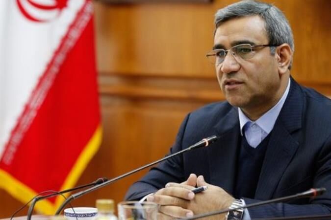 استاندار خراسان رضوی: واردات کالای اساسی به استان واگذار شود