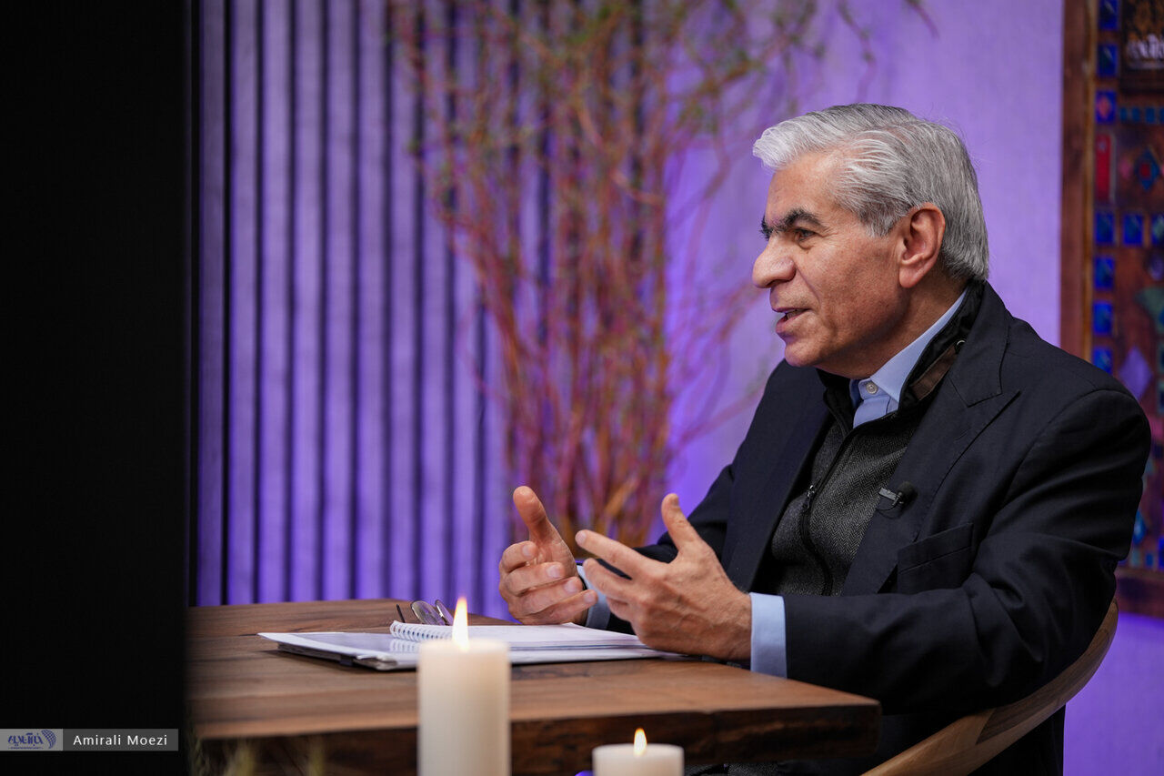 عادلی: اقتصاد ایران باید به سمت جذب فناوری خارجی حرکت کند