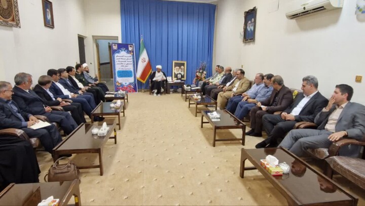 انتقاد تند امامجمعه ایلام از ضعف نظارت بر ساخت و سازهای غیرمجاز