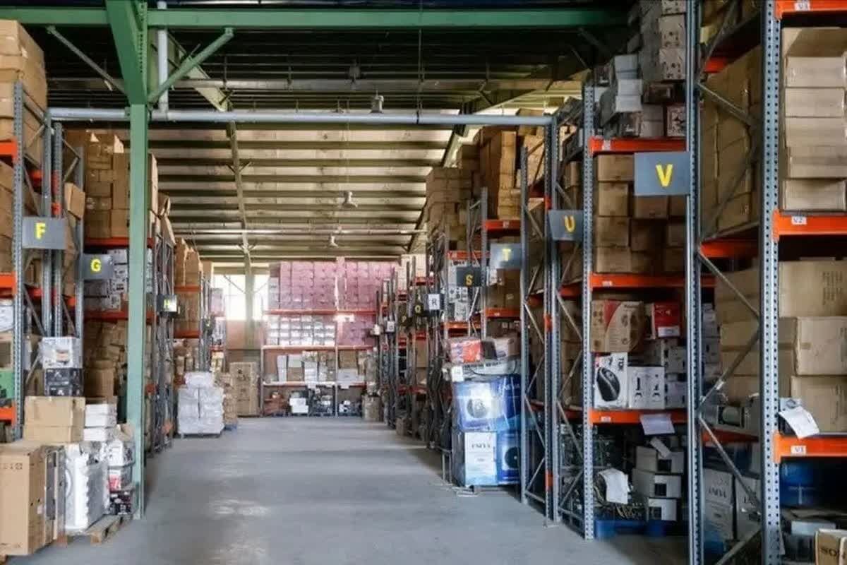 ۳۹۷ میلیارد ریال کالا در انبارهای اموال تملیکی ایلام تعیین تکلیف شد