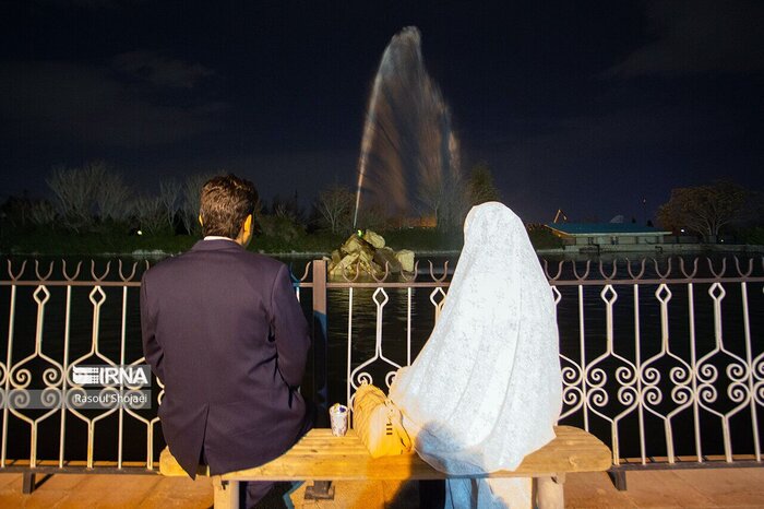 ازدواج در تنگنای اقتصاد؛ میز خانواده به میدان میآید