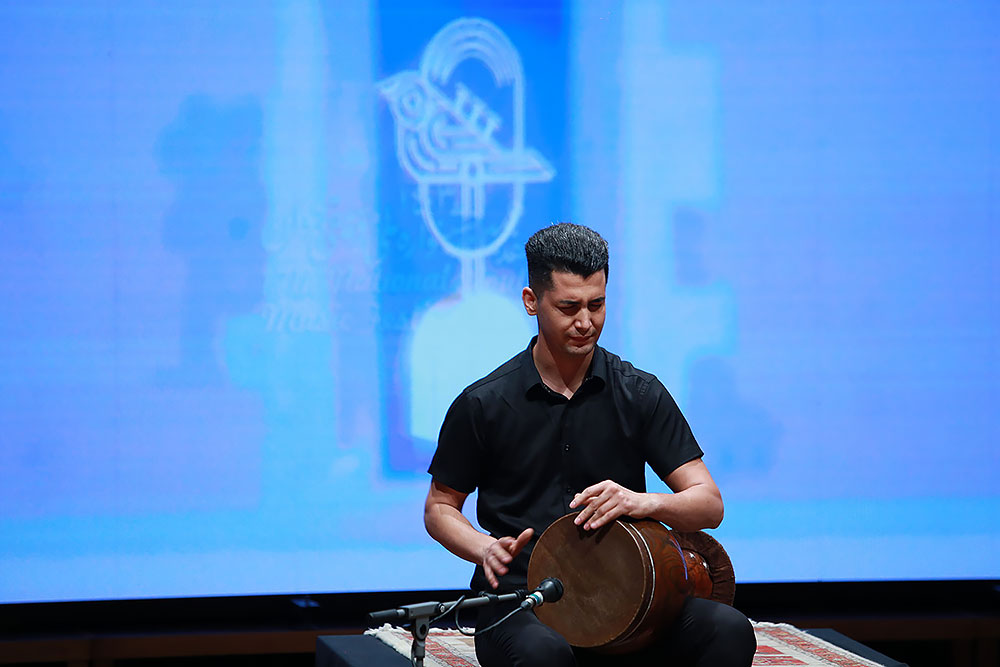 داور جشنواره موسیقی جوان: نوازندگان در قالب گروهنوازی تجربه کسب کنند