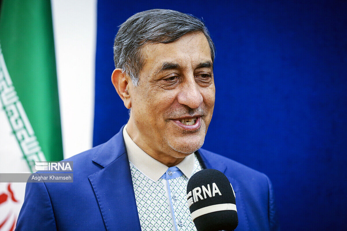کارمندان شایسته، سرمایه‌های راهبردی نظام اداری هستند/ ادامه مسیر گفت وگو با افکار عمومی